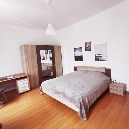 Jokai Sopron Apartment Buitenkant foto